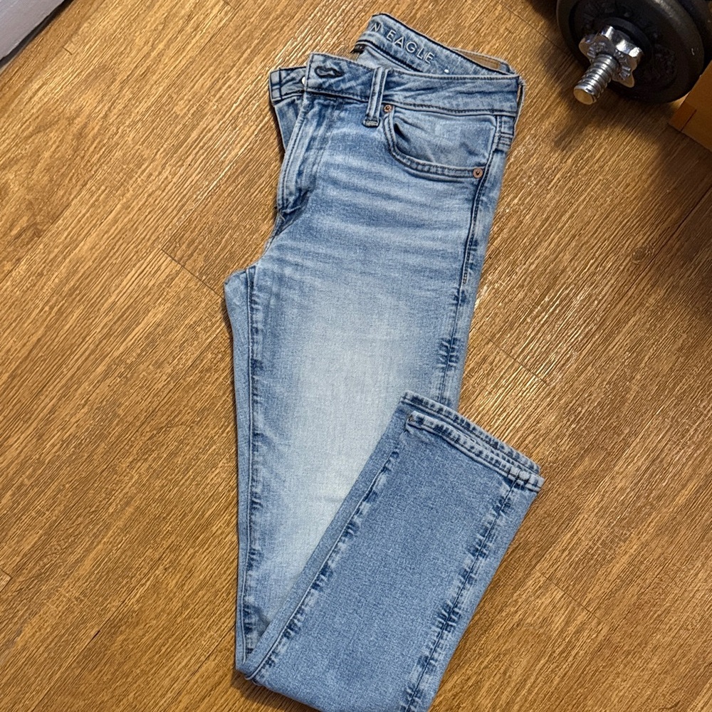 American Eagle Outfitters Light Blue Skinny Jeans